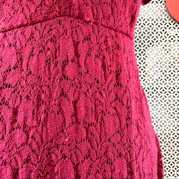 Show Me Your Mumu Eleanor Lace Maxi Dress in Red - Picture 12 of 15